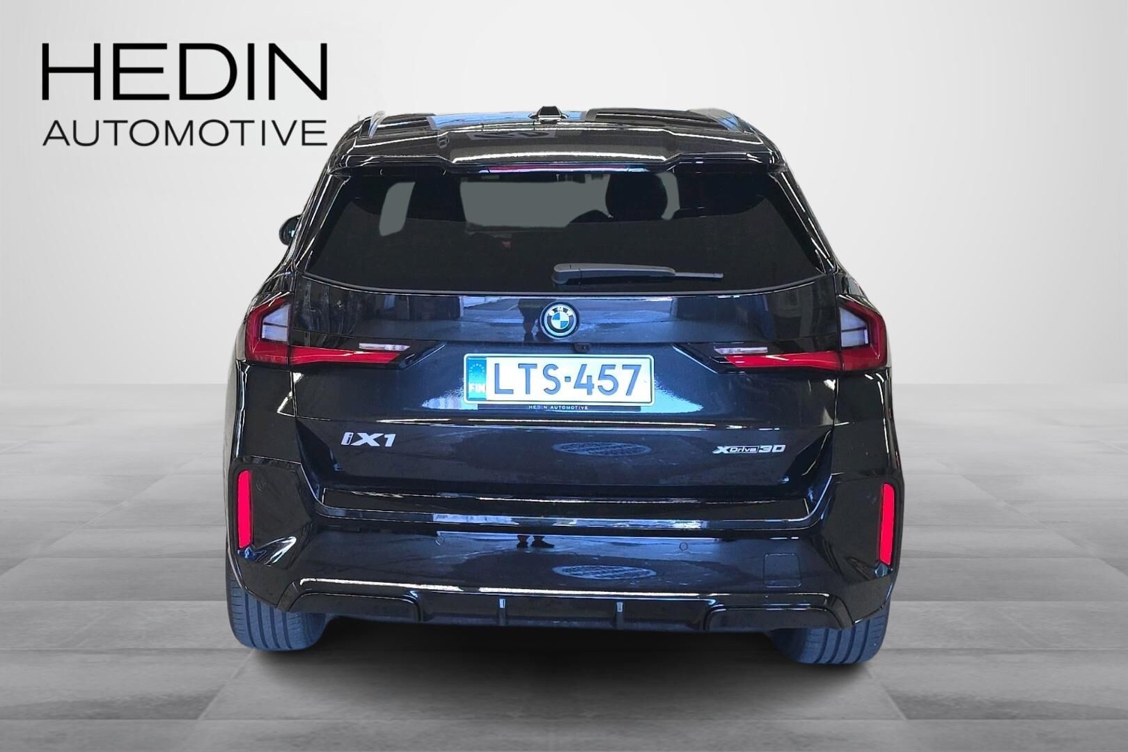 BMW iX1 U11 xDrive30 Fully Charged 2026, kuva 3/24