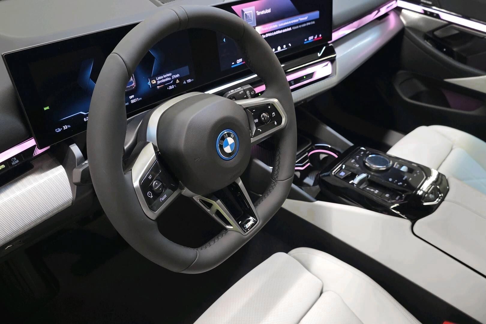 BMW i5 Touring xDrive40 M Sport 2026, photo 7/24