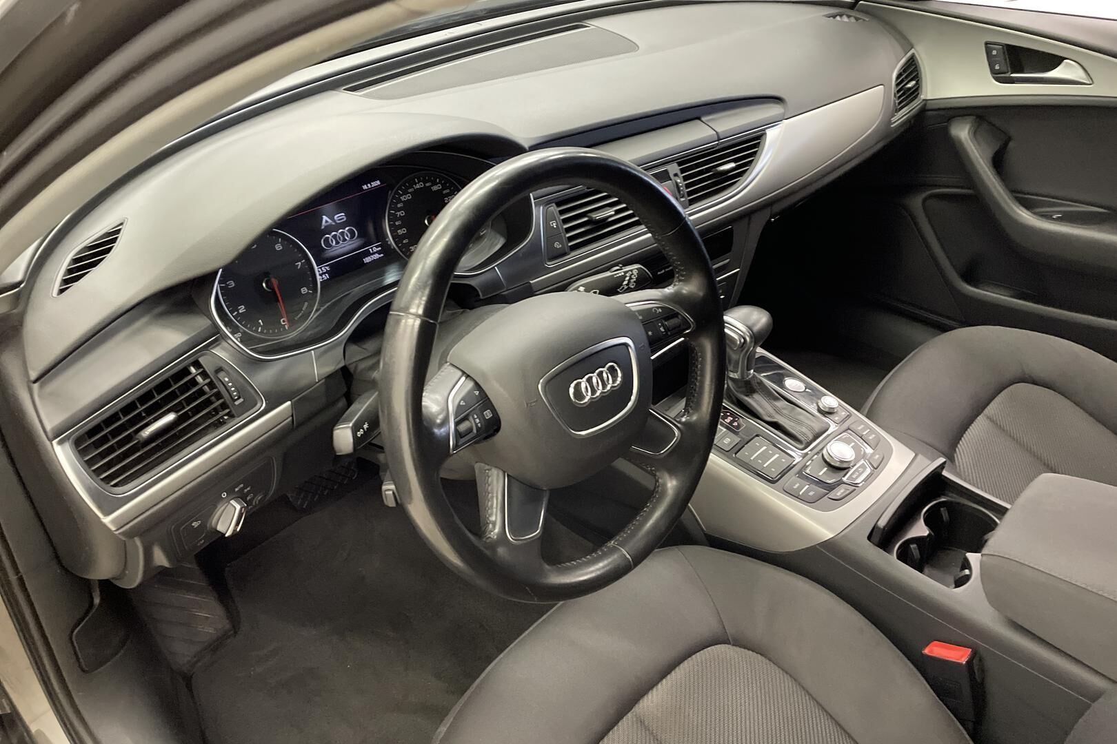 Audi A6 2012, kuva 7/17