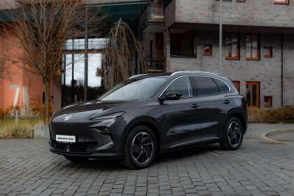 MG MGS5 EV Luxury 64kWh // Uutuus nyt tilattavissa // - MGS-551