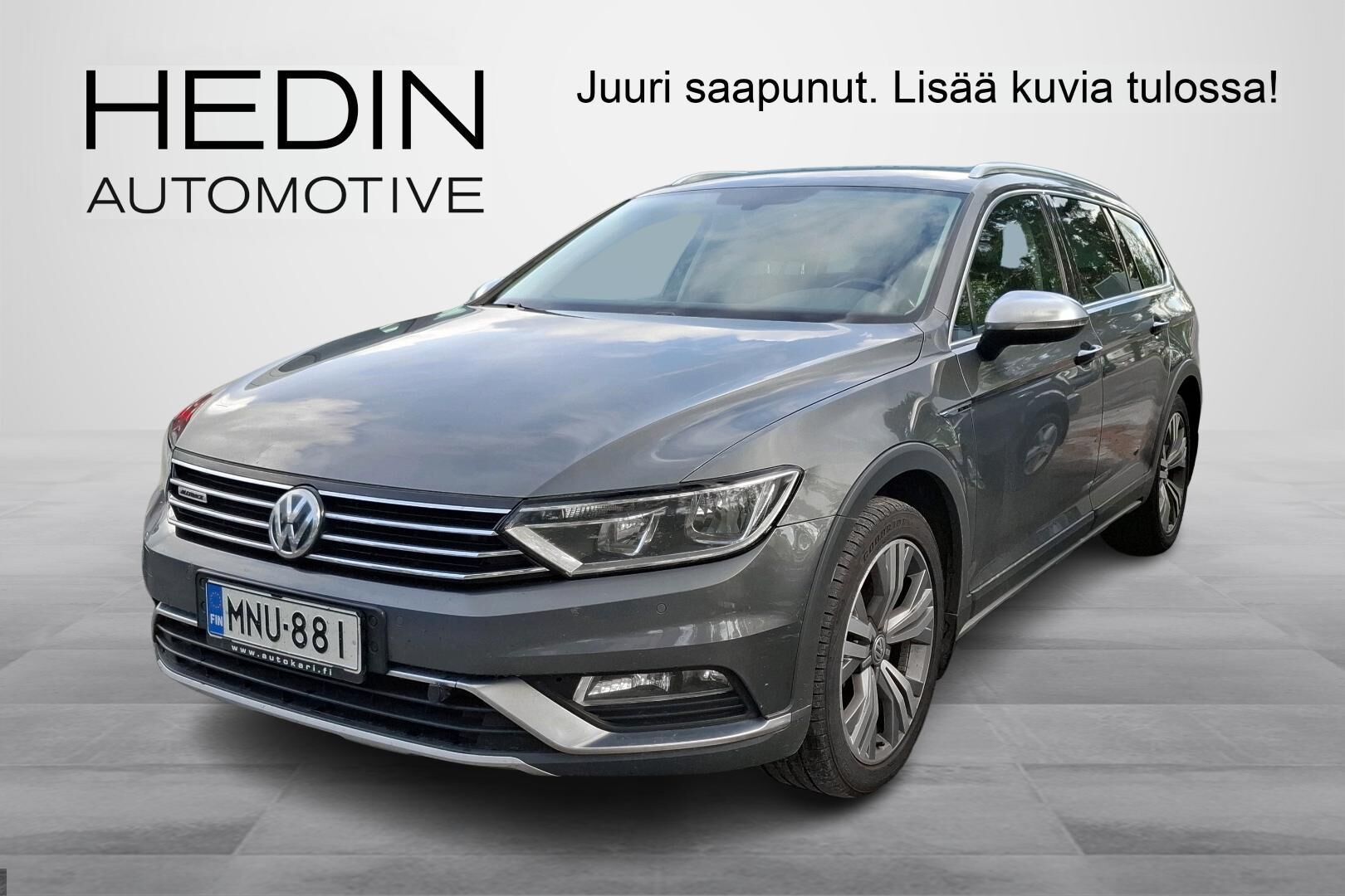Volkswagen PASSAT - MNU-881