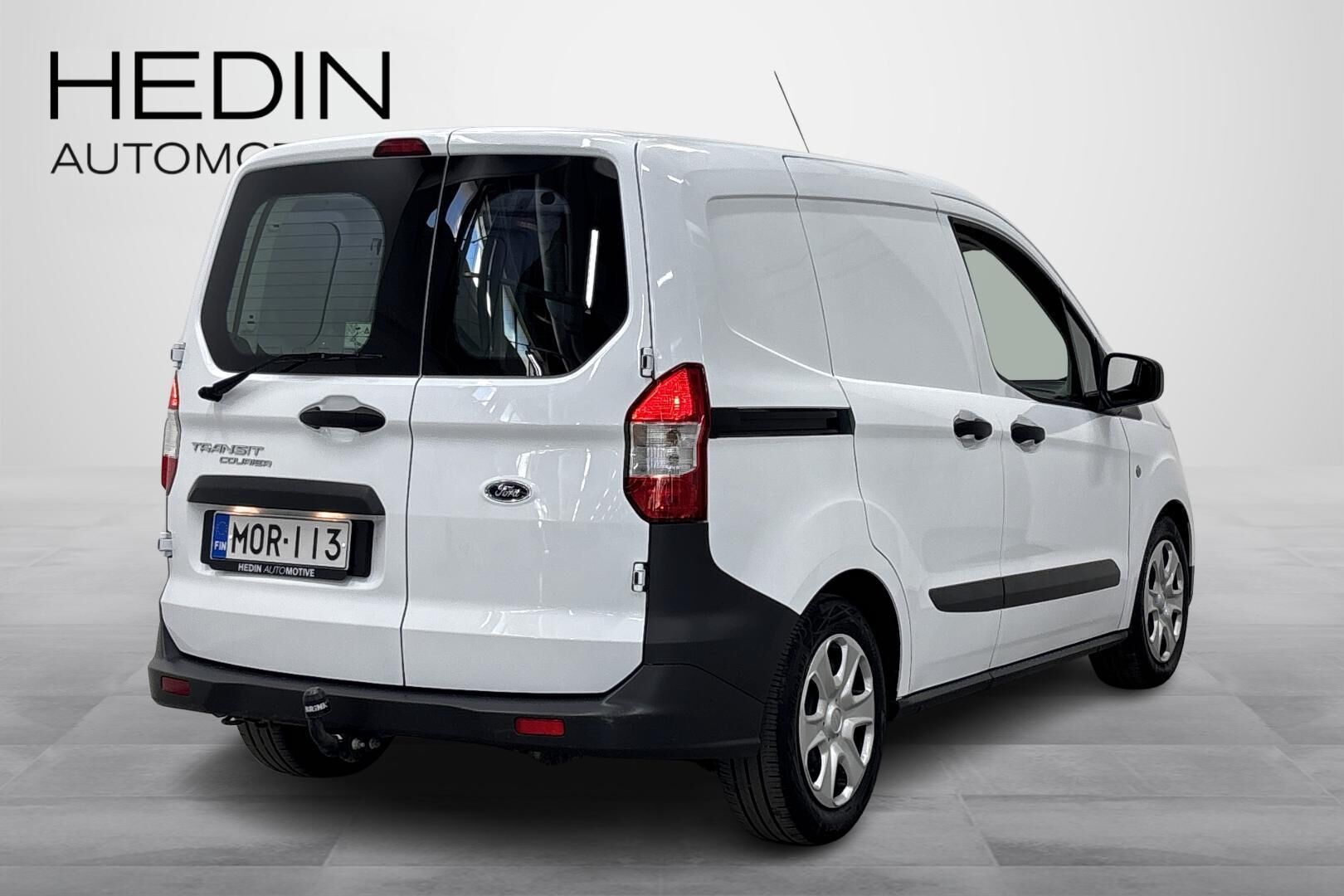 Ford Transit Courier 2023, photo 3/26