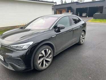 Volkswagen ID.5 Pro Performance FastLane 150 kW, akku 77 kWh // Suomi-auto / Adapt. vakkari / Vetokoukku / 2x alut! - MOR-699