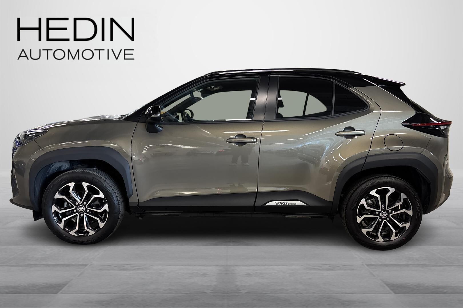 Toyota Yaris Cross 1,5 Hybrid Intense 2024, kuva 6/29