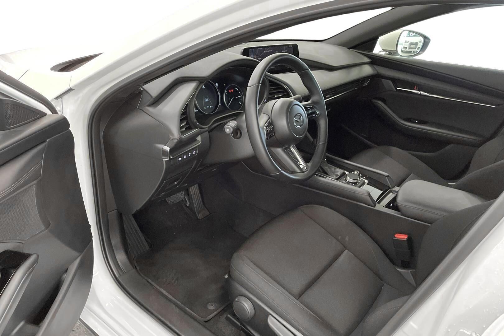 Mazda 3 2025, kuva 7/17