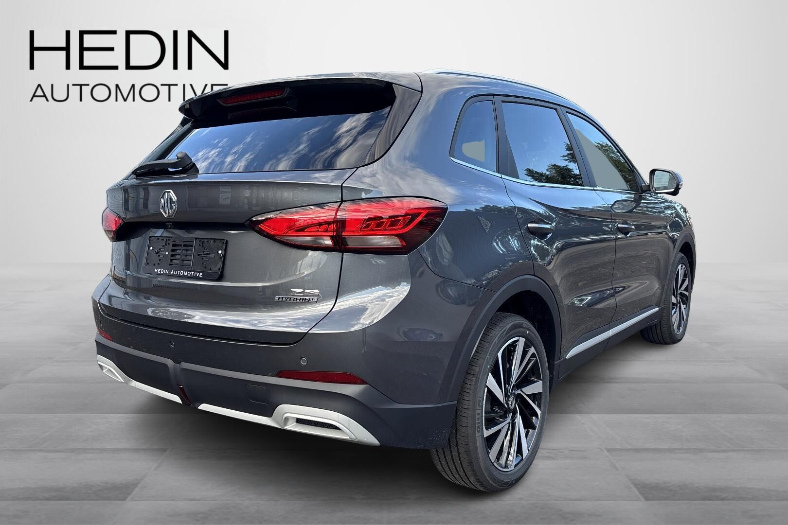 MG ZS HEV Luxury 2026, kuva 2/18