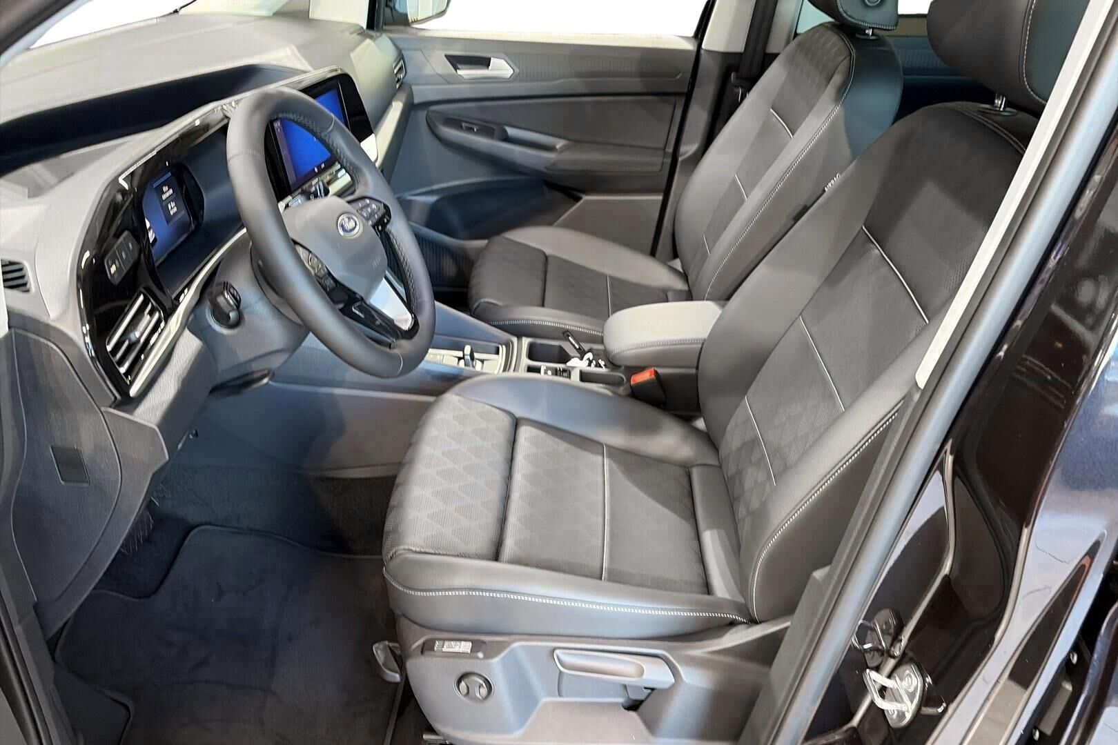 Ford Grand Tourneo Connect 2026, kuva 7/24