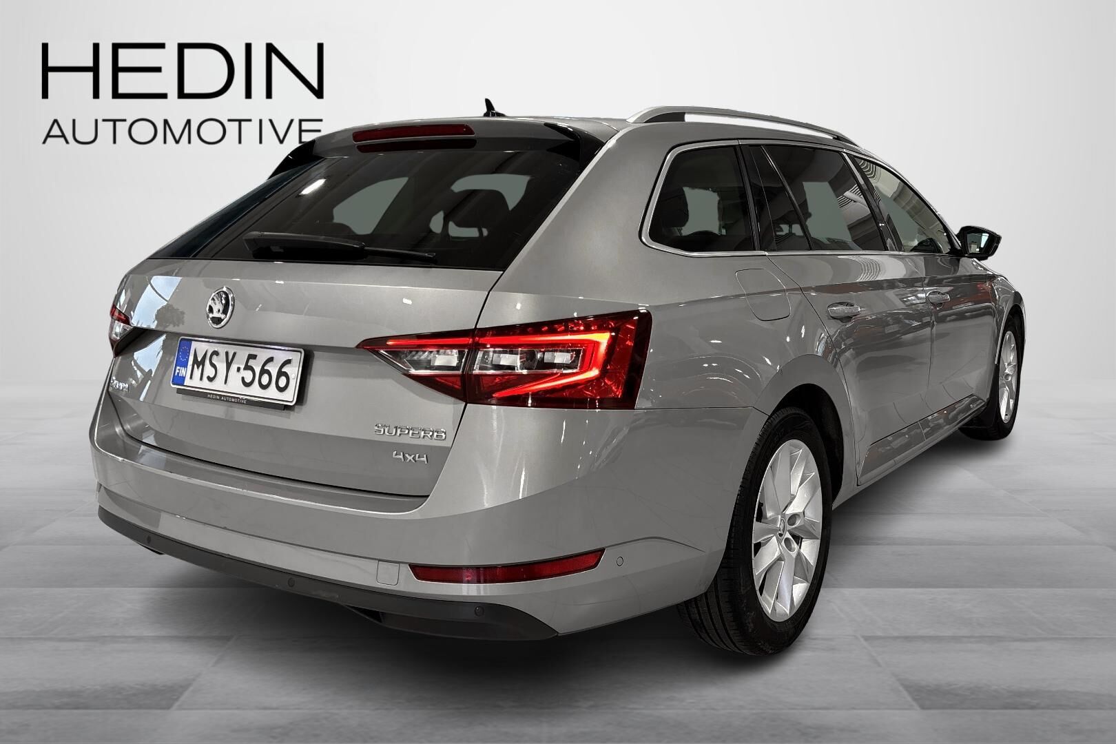 Skoda Superb 2016, kuva 3/39
