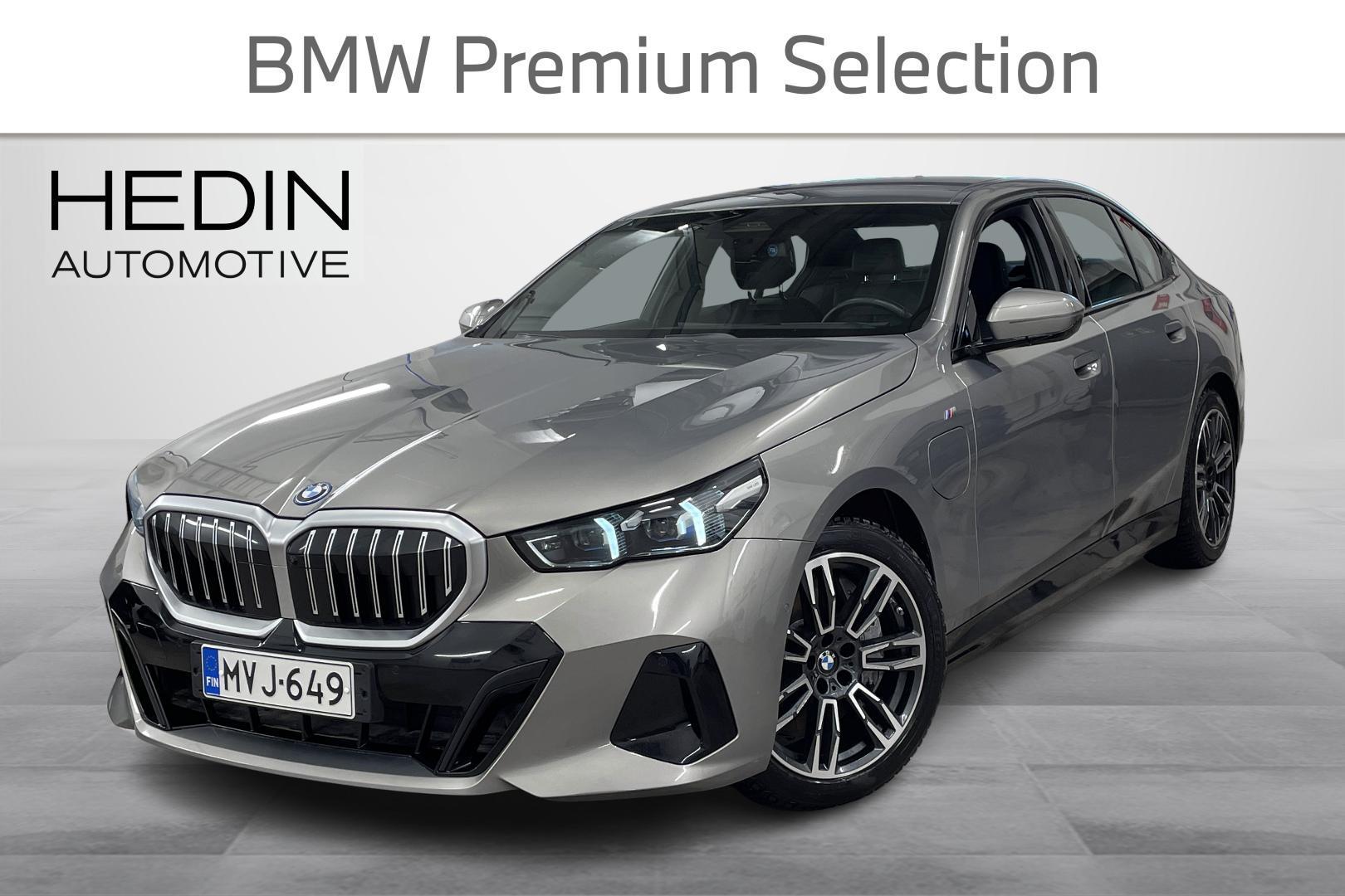 BMW 550 G60 Sedan 550e A xDrive Charged Edition M Sport