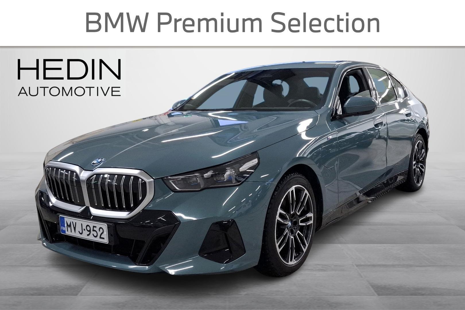 BMW 550 G60 Sedan 550e A xDrive Charged Edition M Sport