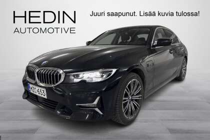 BMW 330 G20 Sedan 330e xDrive A Charged Edition Luxury// ACC/ Harman&Kardon/ Kattoluukku/ Nahat/M-ratti - MZC-653