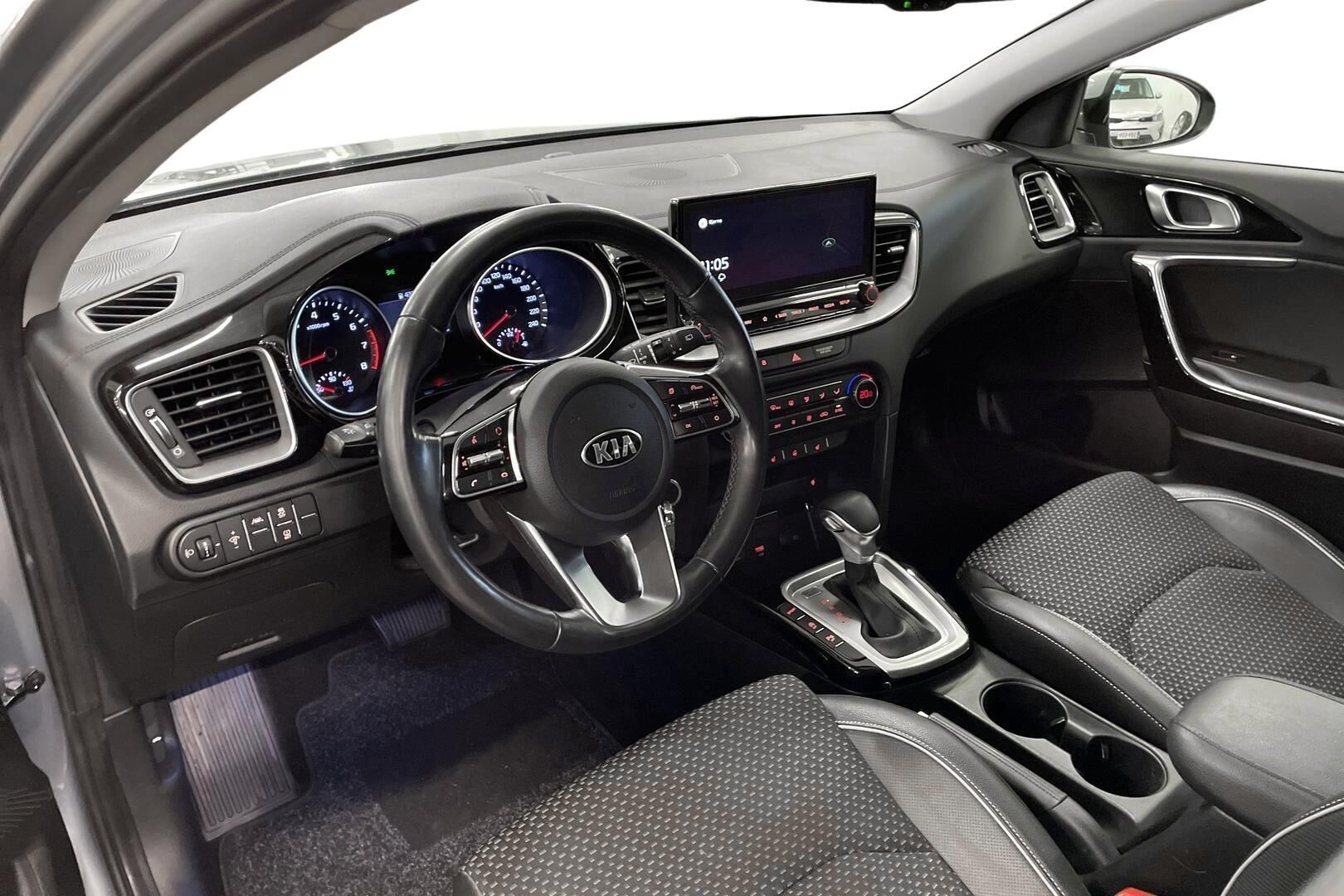 Kia Ceed 2021, bild 7/21