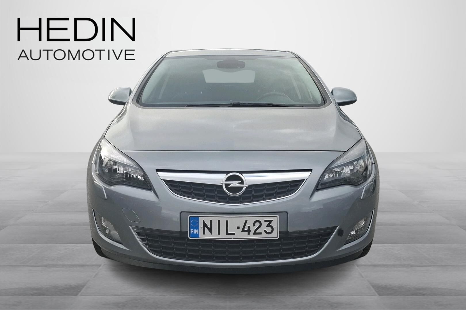 Opel Astra 2012, photo 4/20