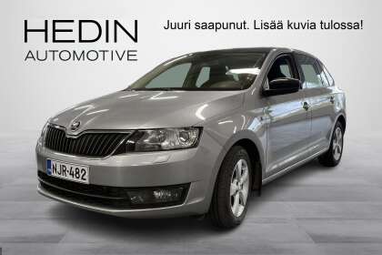 Škoda Rapid Spaceback 1,4 TSI Elegance Style DSG Autom.//Lasikatto /Lohkolämmitin+sp /Navigointi/ - NJR-482