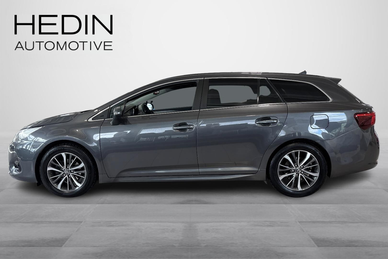 Toyota Avensis 2015, photo 7/24