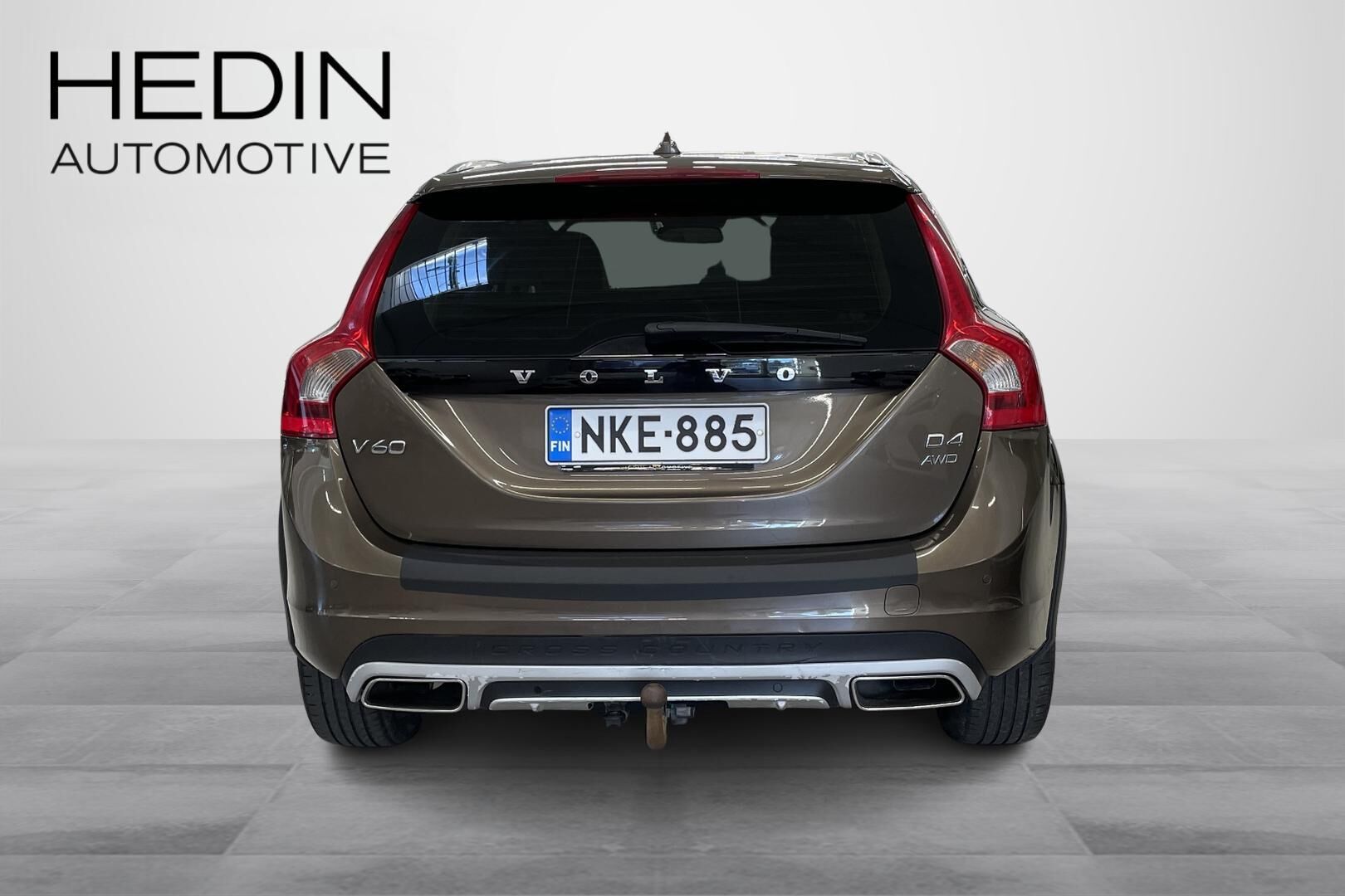 Volvo V60 Cross Country 2015, photo 4/21
