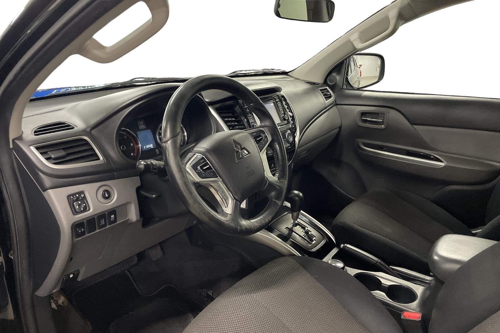 Mitsubishi L200 2018, kuva 7/31