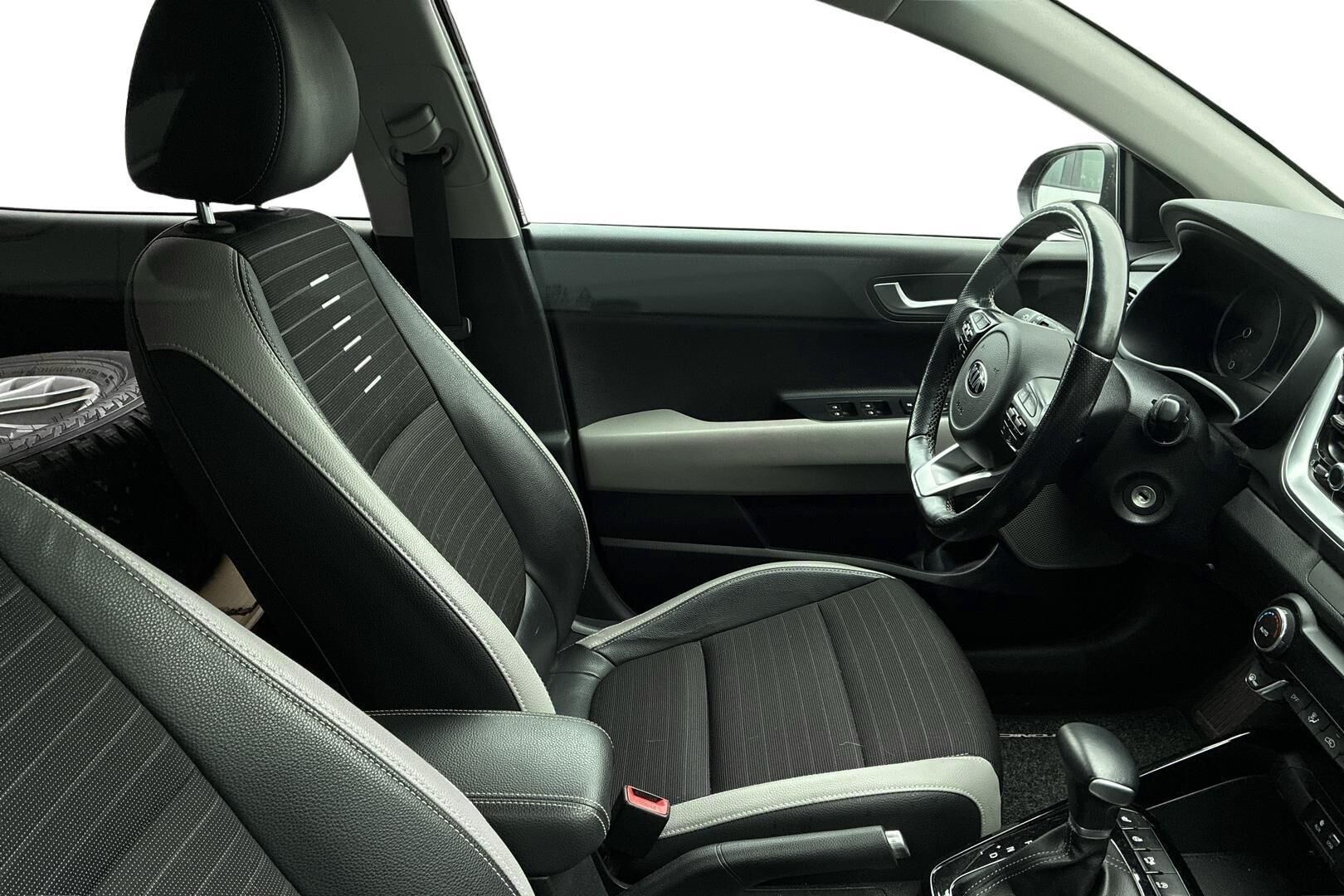 Kia Stonic 2019, kuva 3/7