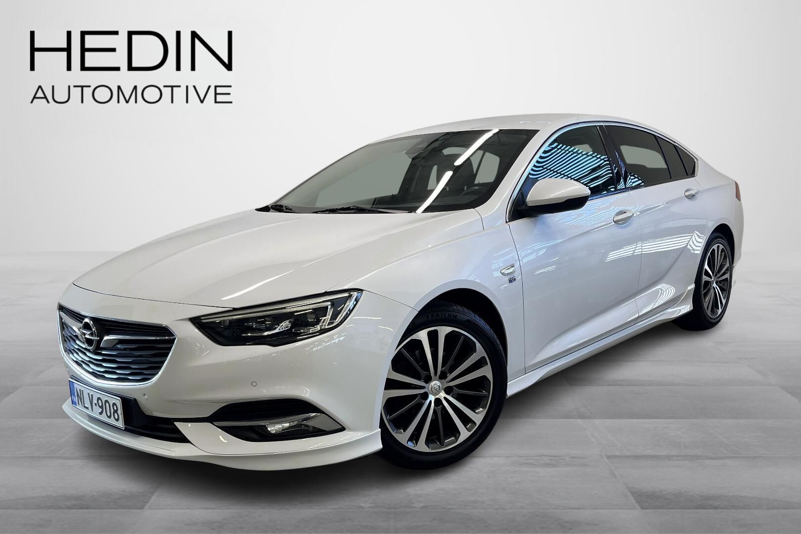 Opel INSIGNIA - NLV-908