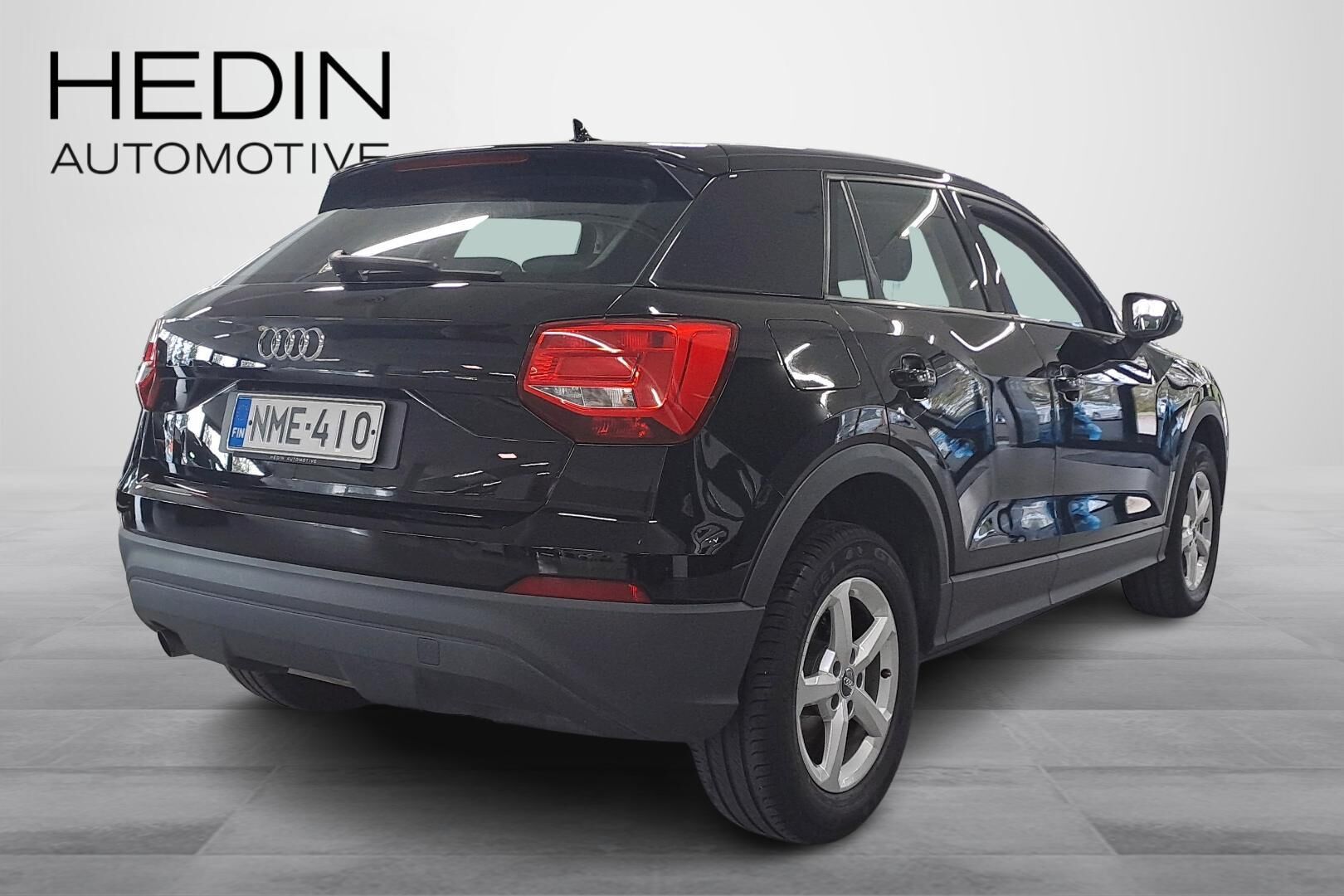 Audi Q2 1,0 TFSI 85 kW 2017, photo 2/24