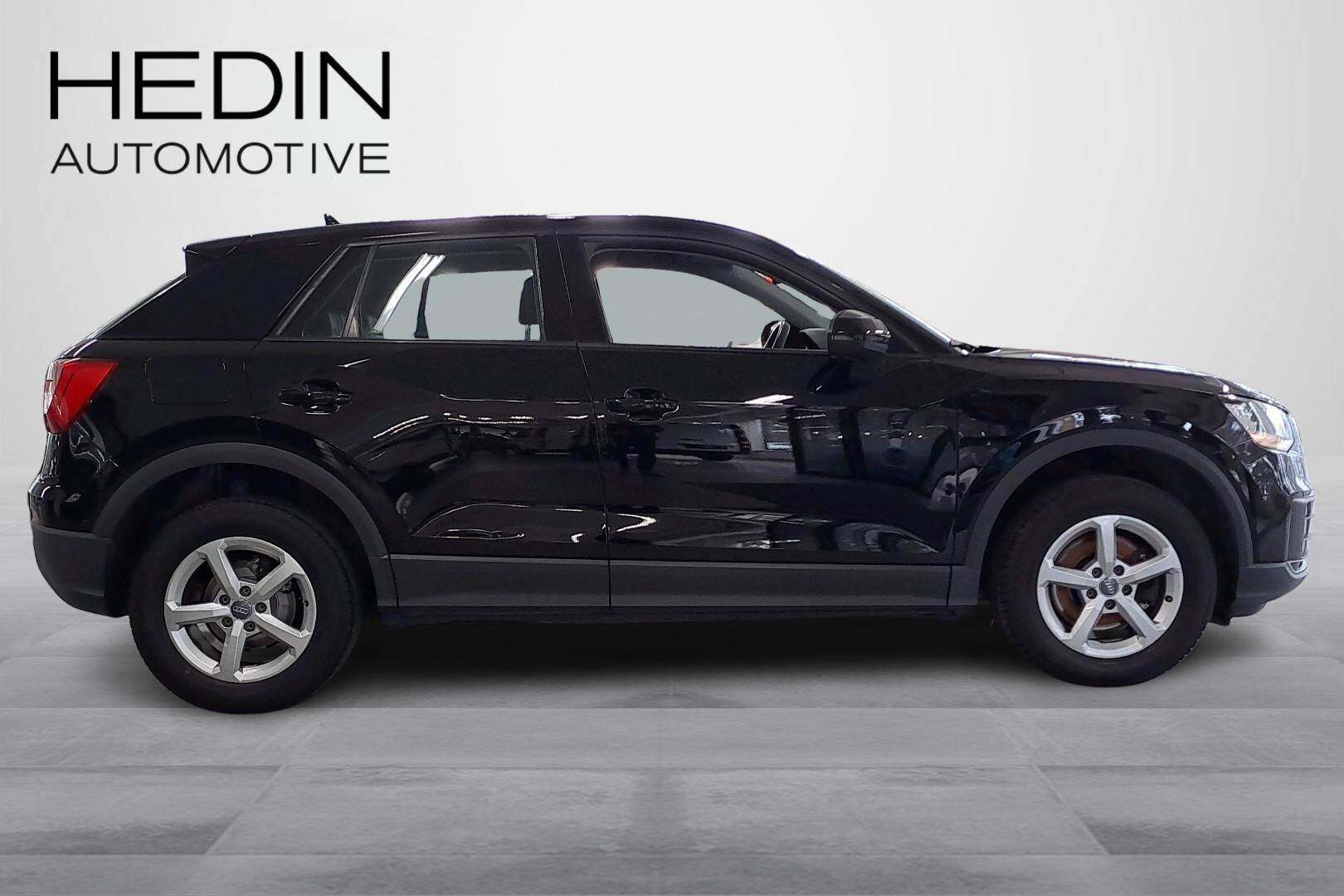 Audi Q2 1,0 TFSI 85 kW 2017, photo 6/24