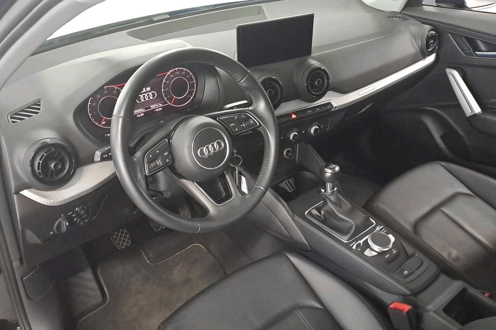 Audi Q2 1,0 TFSI 85 kW 2017, photo 7/24