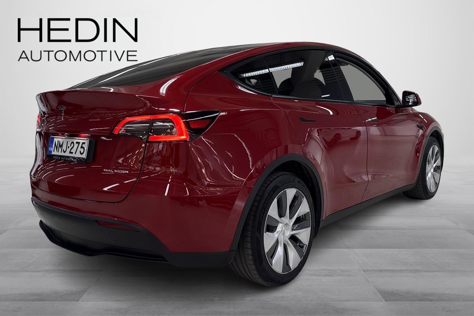 Tesla Model Y Long Range 2021, kuva 3/26
