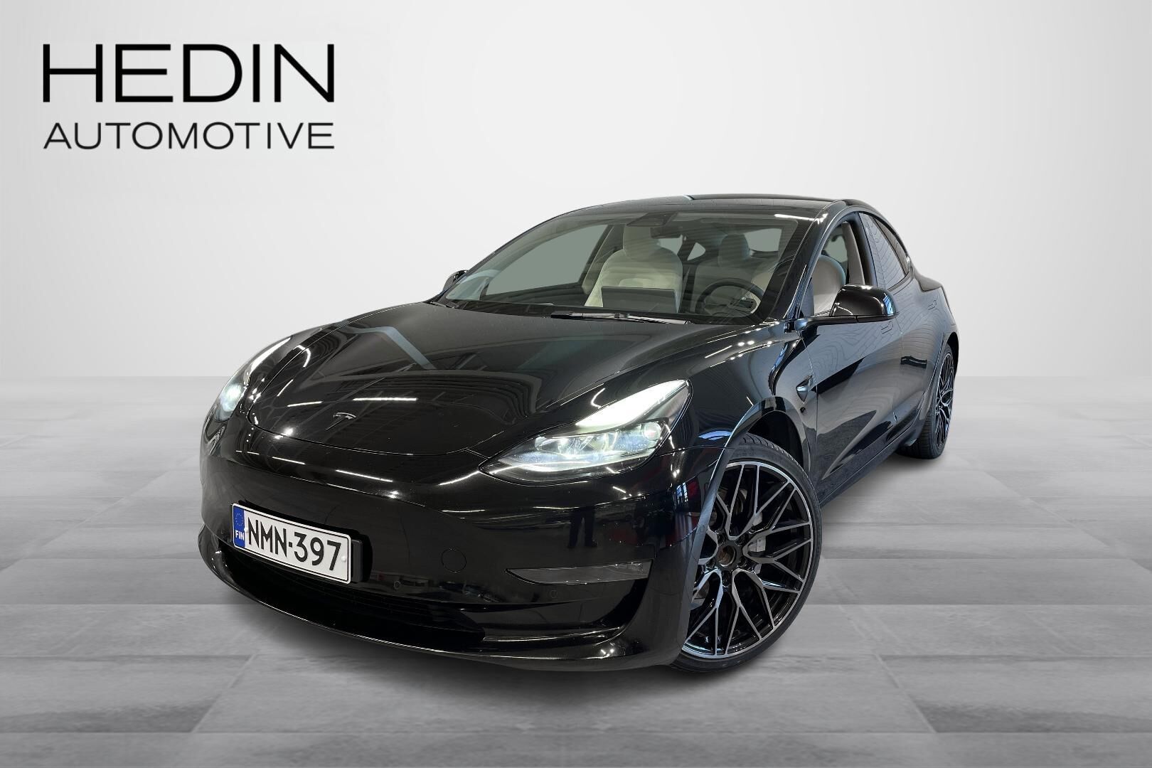 Tesla Model 3 - NMN-397