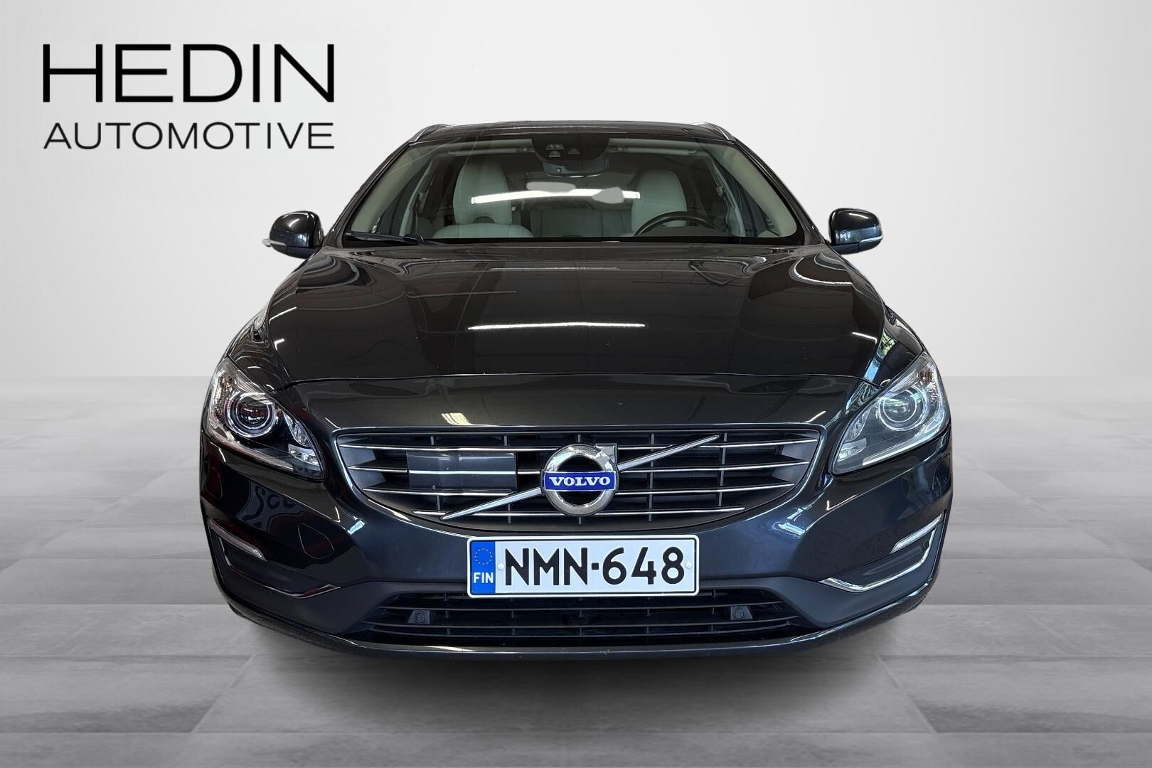 Volvo V60 2018, photo 4/36
