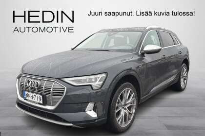 Audi E-TRON 50 quattro // Mukautuva vakionopeudensäädin / Nahkasisusta / Peruutuskamera / Ilmajousitus - NNH-719