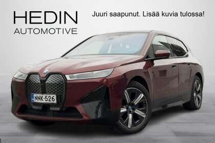 BMW IX xDrive50 // Harman/Kardon / Nahat / HUD / ACC / Vetokoukku / Comfort Access /  Panoraamalasikatto - NNK-526