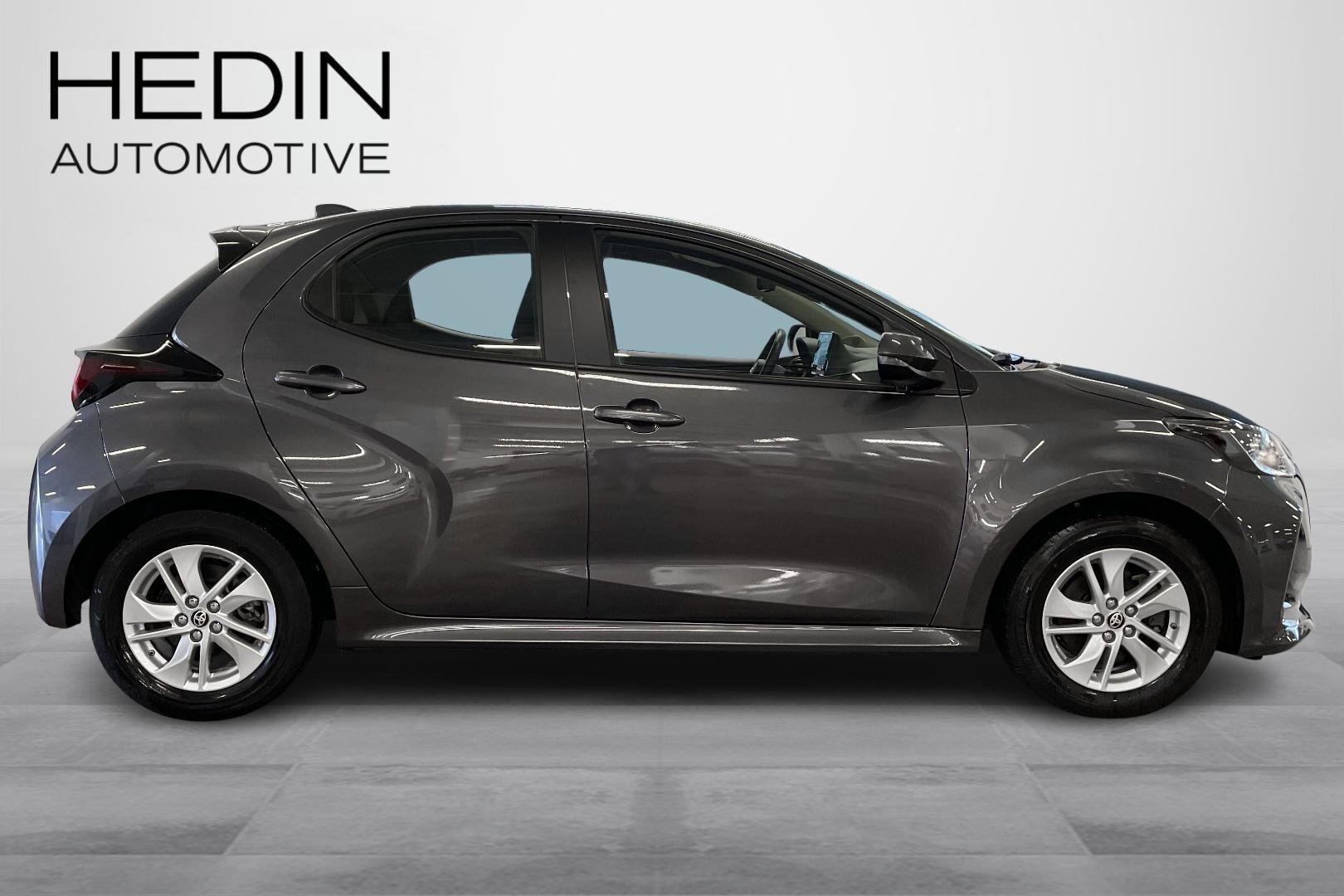 Toyota Yaris 1,5 Hybrid Active Plus 2024, bild 6/20