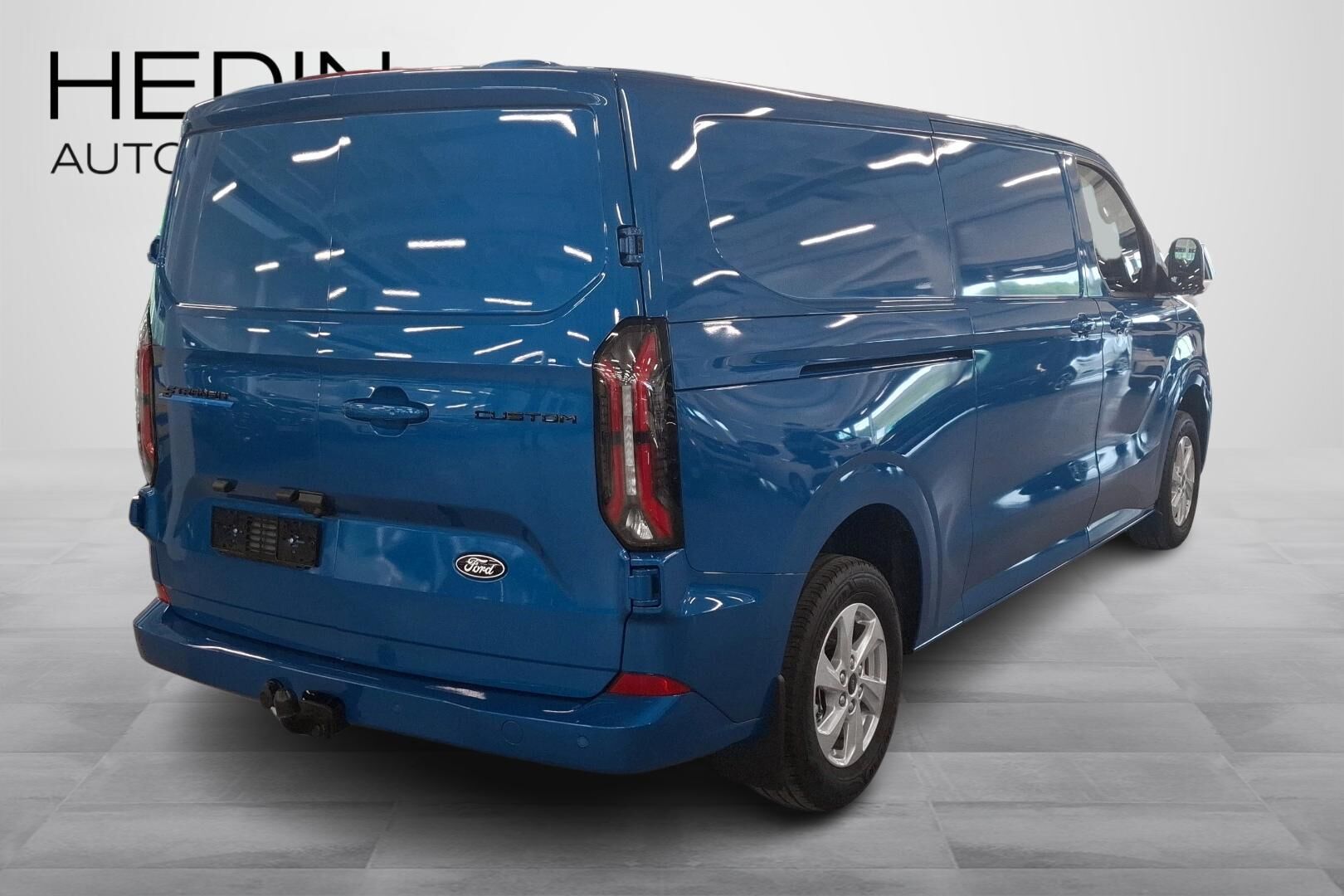Ford Transit Custom 2026, photo 2/13