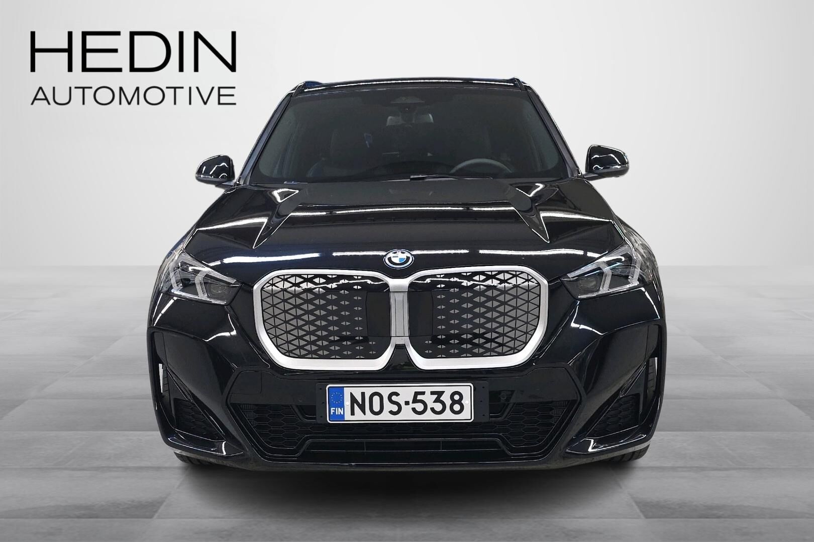 BMW iX1 xDrive30 Fully Charged 2026, kuva 4/24