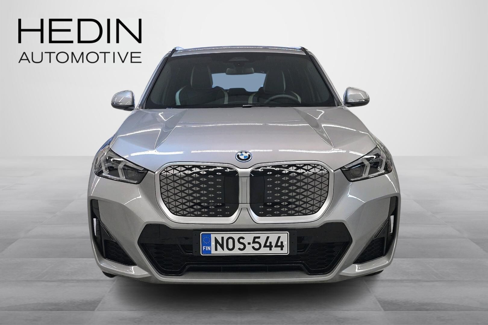 BMW iX1 xDrive30 Fully Charged 2026, kuva 4/24