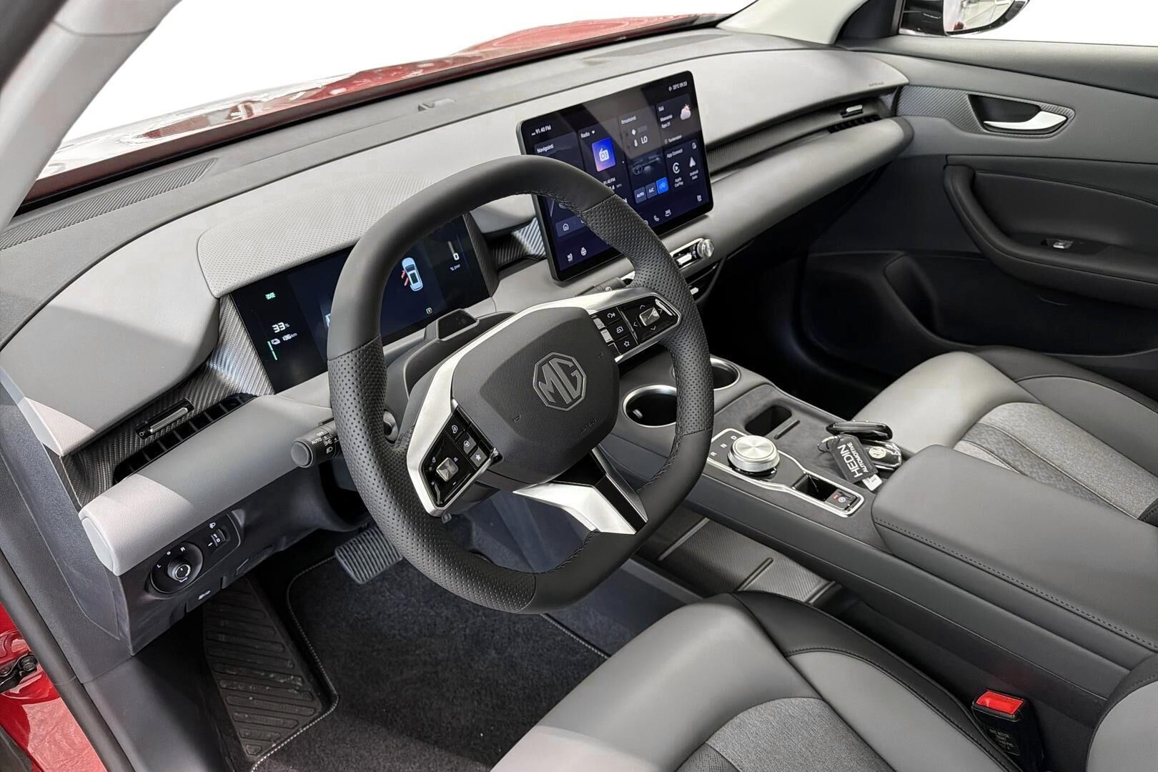 MG S5 Luxury 64kWh 2026, kuva 7/27