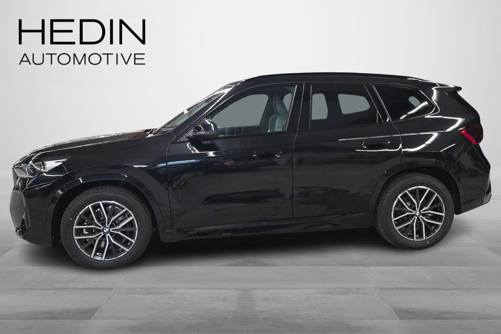 BMW iX1 U11 xDrive30 Fully Charged 2026, kuva 5/24