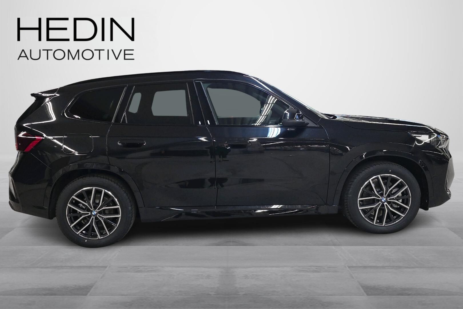 BMW iX1 U11 xDrive30 Fully Charged 2026, kuva 6/24