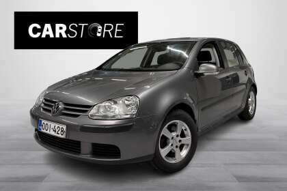 Volkswagen GOLF 1,6 75 kW Trendline 5d  // Vetokoukku / Vakkari / 2x renkaat vanteineen // - OOI-428