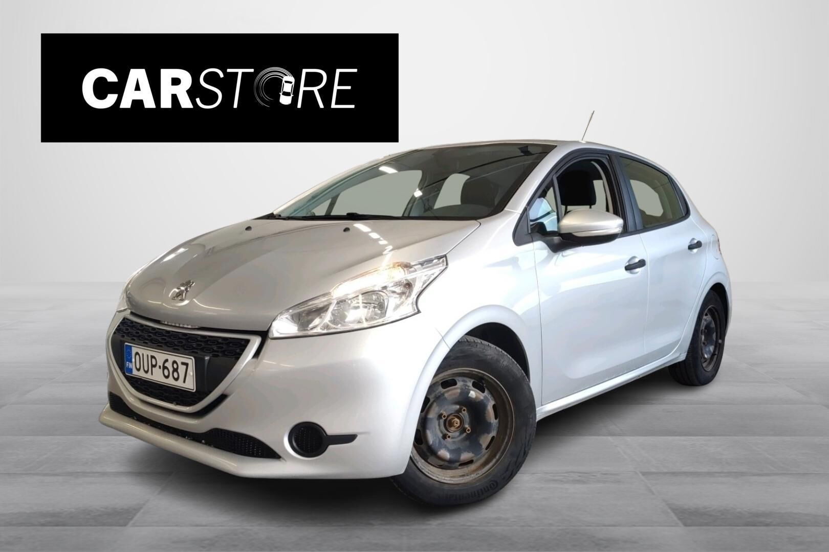 Peugeot 208 - OUP-687