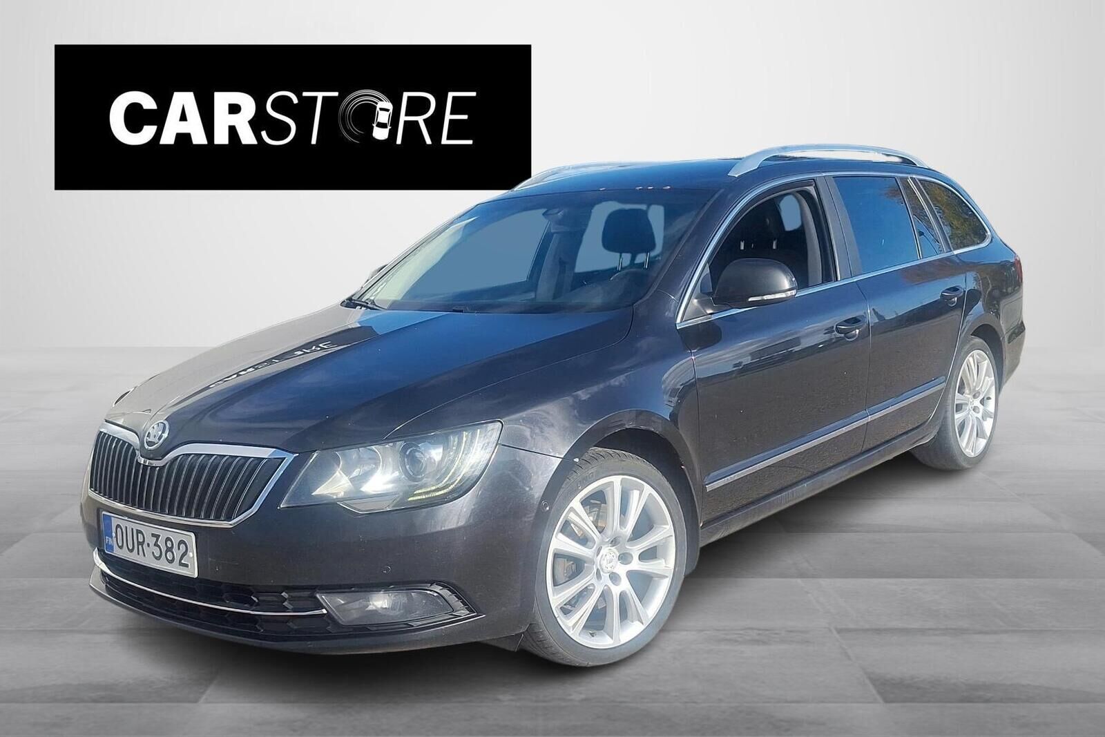 Škoda Superb - OUR-382