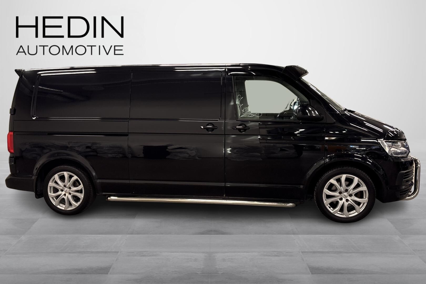 Volkswagen Transporter 2017, kuva 6/35