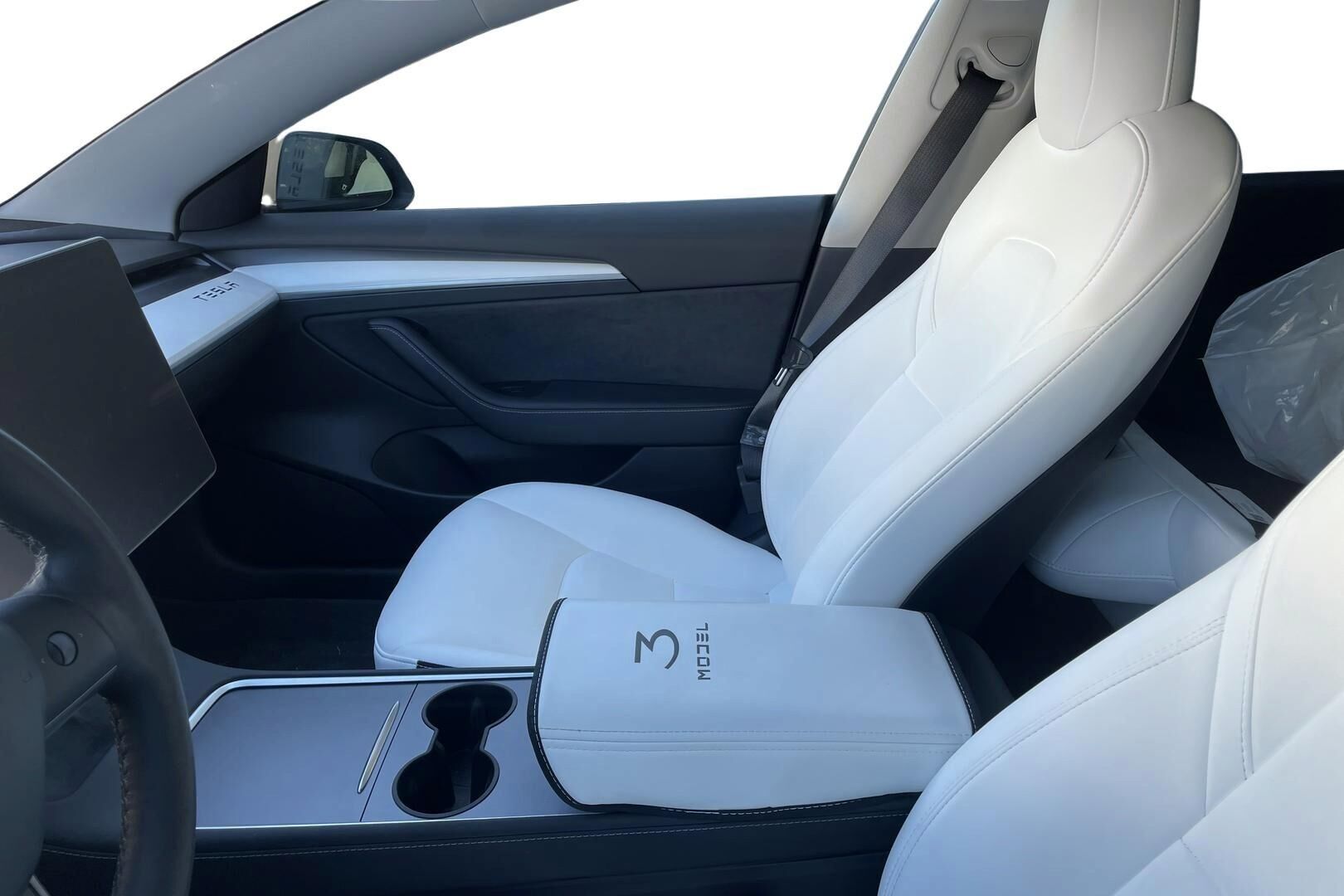Tesla Model 3 Long Range AWD 2021, kuva 3/4