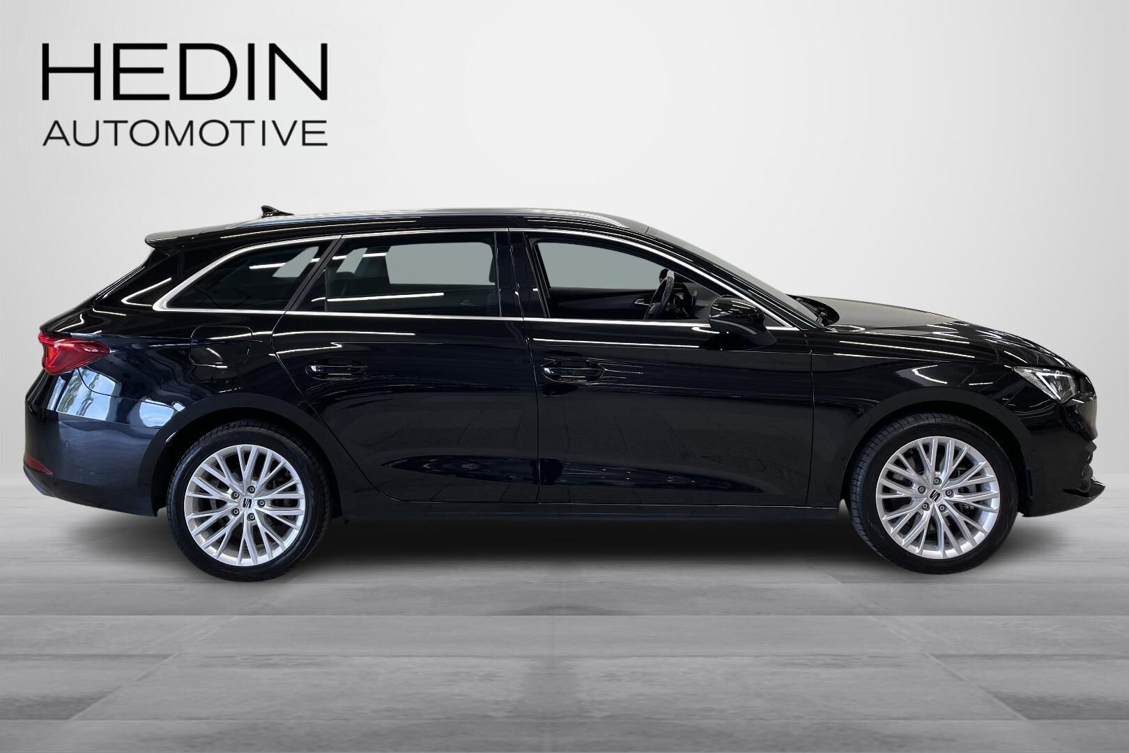 Seat Leon Sportstourer 2023, kuva 6/27