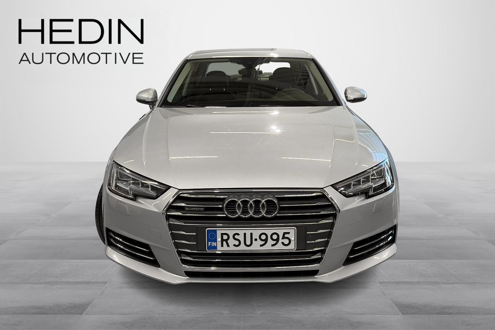 Audi A4 2017, photo 6/26
