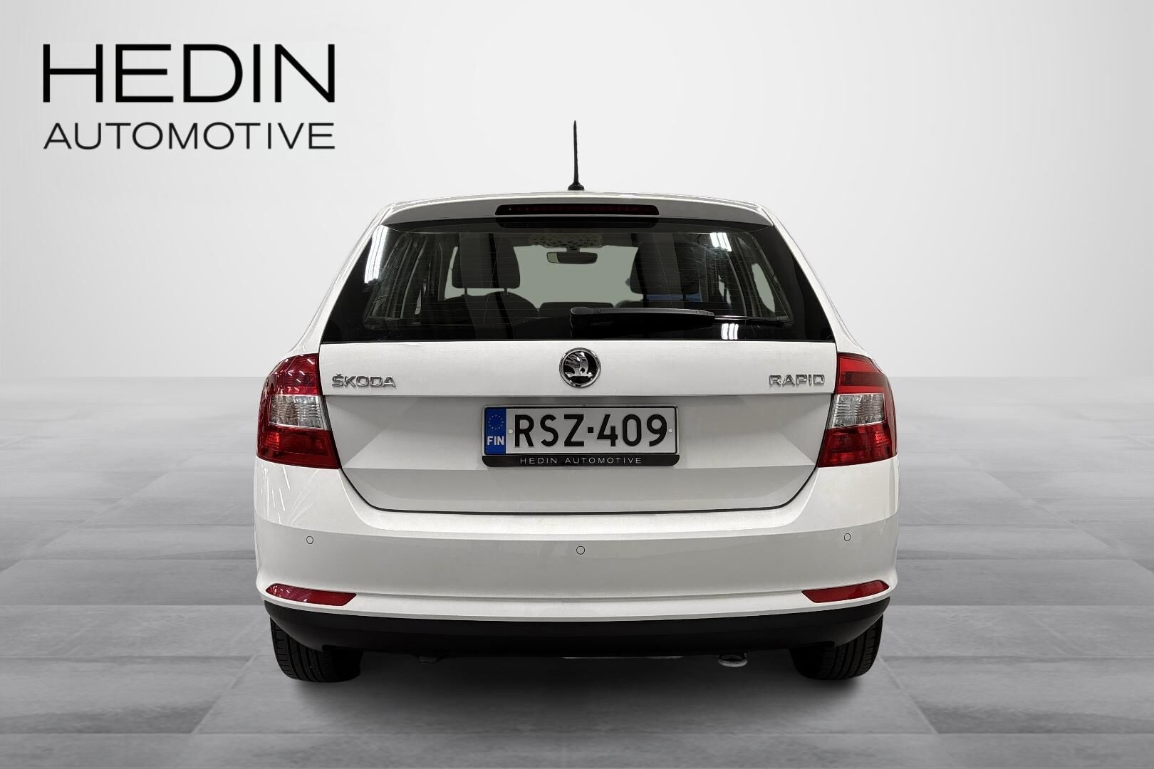 Skoda Rapid 2017, photo 3/34