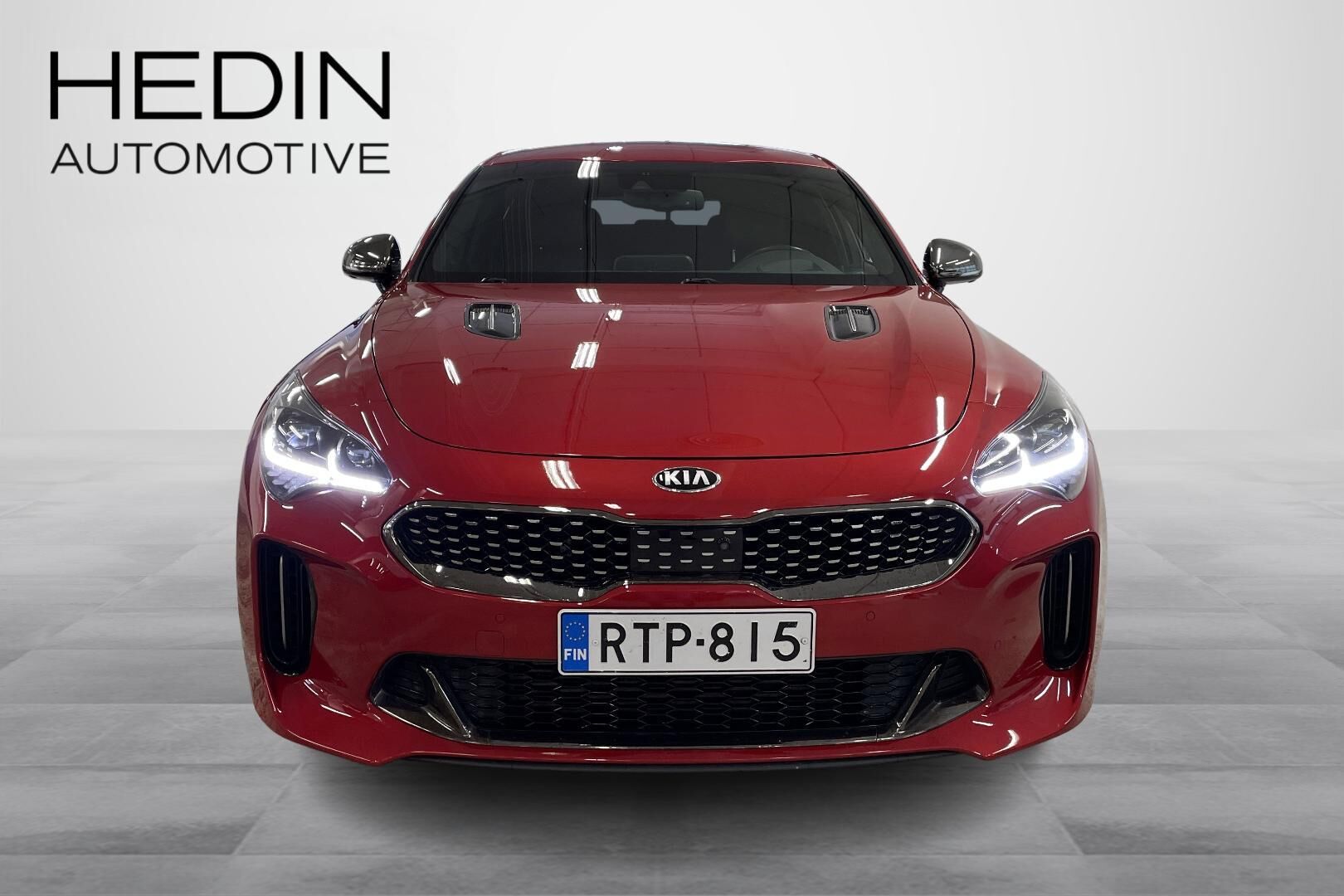 Kia Stinger 2,0 T-GDI RWD GT-Line A/T 2018, photo 4/20