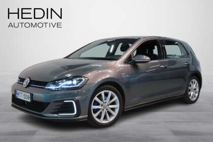Volkswagen GOLF GTE Plug-In Hybrid 150 kW (204 hv) DSG-automaatti // Webasto+k.säätö / Mukautuva vakkari // - RTT-308
