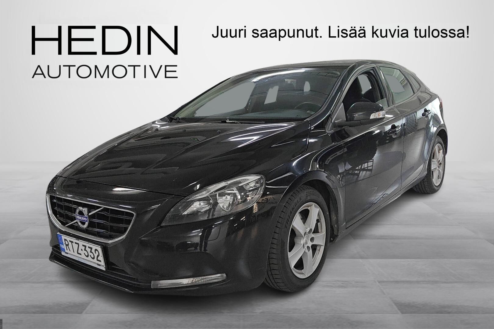 Volvo V40 - RTZ-332
