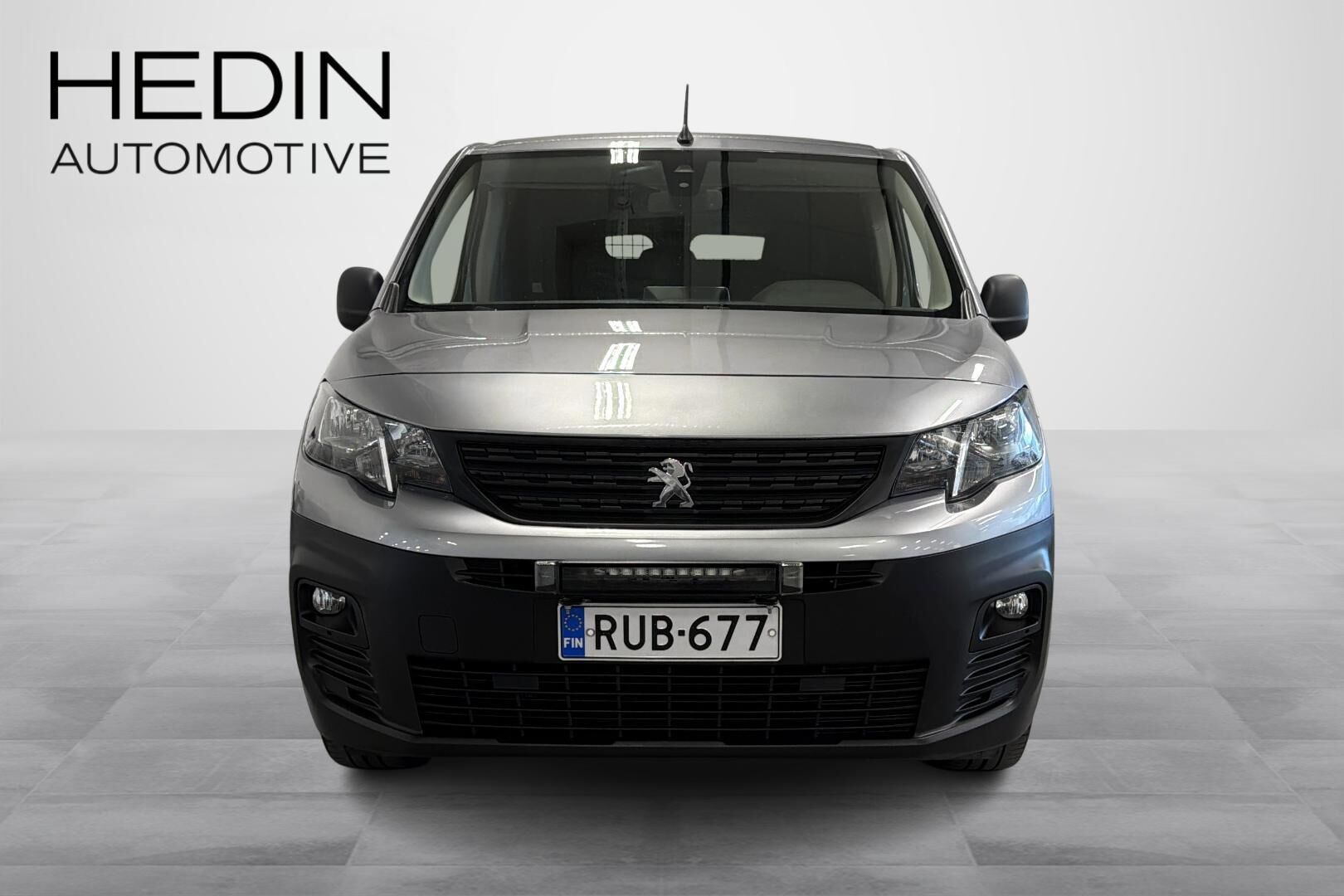Peugeot Partner BlueHDi 100 XL 2020, photo 4/29